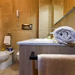 ホテル コッレヴェルデ パーク 4*