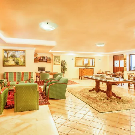 Colleverde Park 4*